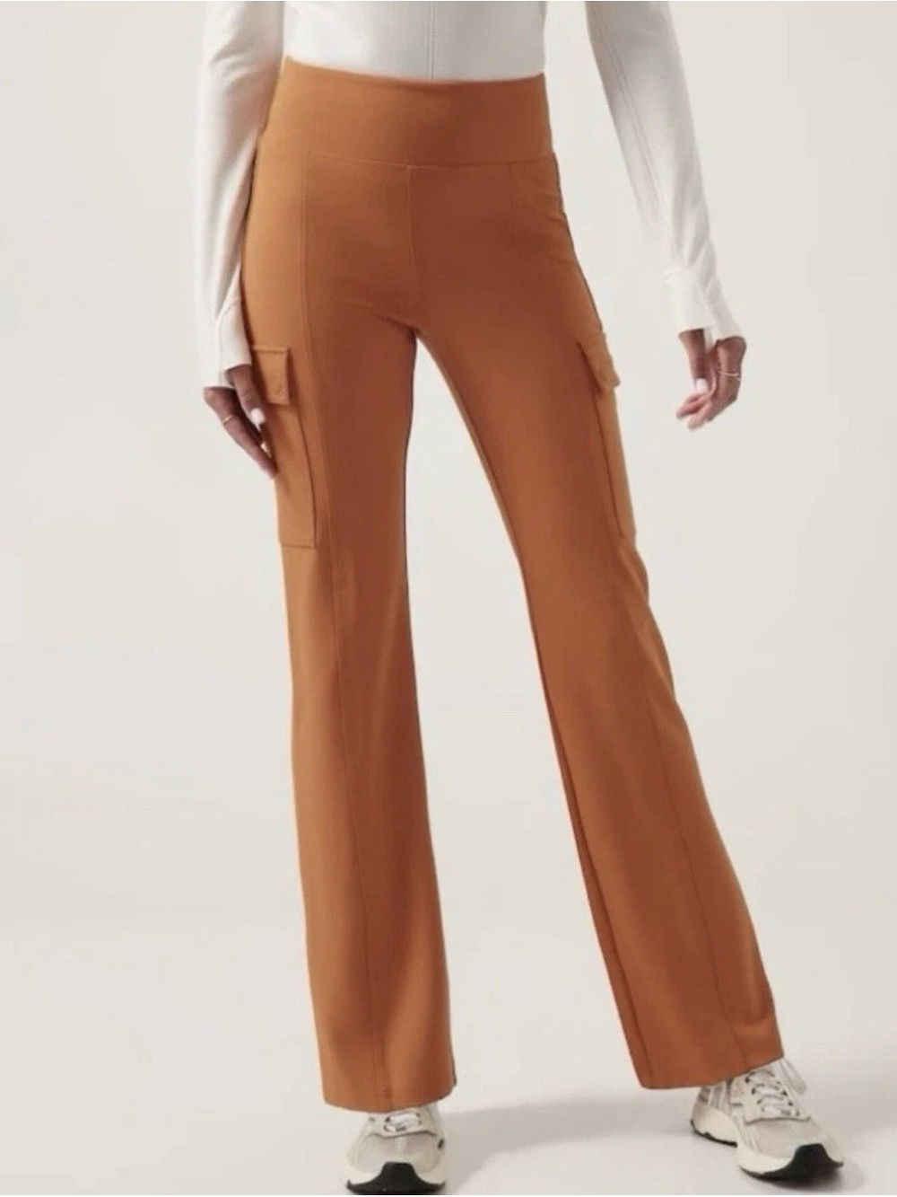 Athleta Delancey Straight Cargo Pant Women’s size Medium Foliage Orange Leggings